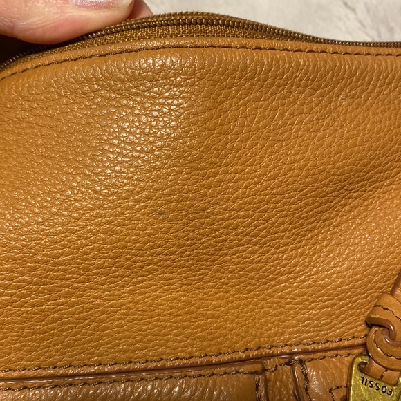Fossil Karli large hobo saddle crossbody / shoulder  purse - Picture 6 of 7